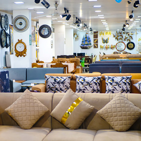Furniture & Home Décor